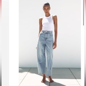 Worn once! Sold Out style - Zara TRF tapered Jean in indigo - size 25